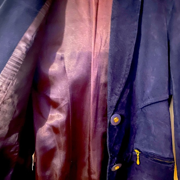 Danier suede blazer - Picture 2 of 7